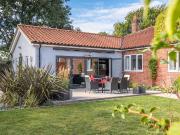 4 bedroom detached bungalow for sale