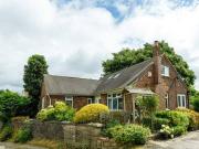 4 bedroom detached bungalow for sale in Chadderton Fold...