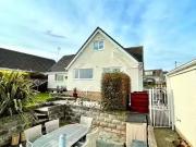 4 Bedroom Detached Bungalow For Sale In Hill View Road,...