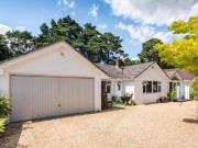 4 bedroom detached bungalow for sale in Webbs Close...