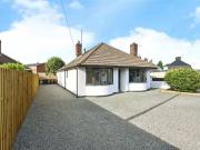 4 bedroom Detached Bungalow for sale, Nuncargate Road,...