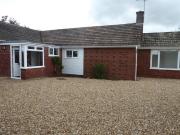 4 bedroom detached bungalow to rent