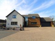 4 Bedroom Detached House