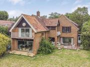 4 Bedroom Detached House