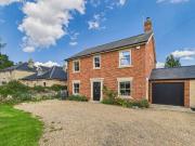 4 Bedroom Detached House