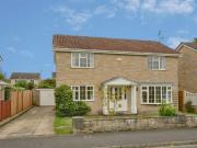 4 Bedroom Detached House 4 Bedroom Detached House