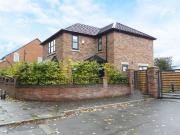 4 Bedroom Detached House