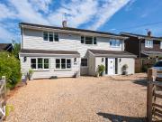 4 Bedroom Detached House 4 Bedroom Detached House