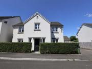 4 Bedroom Detached House