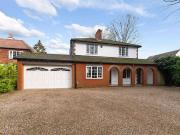 4 Bedroom Detached House