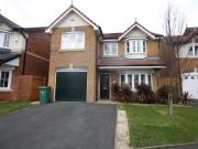 4 bedroom detached house for rent in 5 Raleigh Close,...