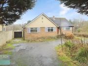 4 bedroom detached house for rent in Allerton Road,...