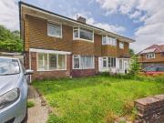 4 bedroom detached house for rent in Ashurst Road,...