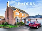 4 bedroom detached house for rent in Bramley Close...