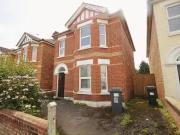 4 bedroom detached house for rent in Capstone Road,...