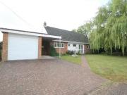 4 bedroom detached house for rent in Cardinals Green, CB21