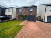 4 bedroom detached house for rent in Carron Den Avenue,...