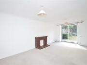 4 bedroom detached house for rent in Deerings Drive,...