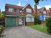 4 bedroom detached house for rent in Gresley Close,...