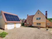 4 bedroom detached house for rent in Hermitage Meadow,...