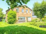 4 bedroom detached house for rent in Hinton Way, Great...