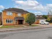 4 bedroom detached house for rent in Jersey Lane, St...