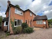 4 bedroom detached house for rent in Meriden Road,...