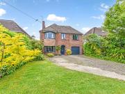 4 bedroom detached house for rent in Olivers Battery...