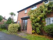 5 bedroom detached house for rent in Plympton Close,...