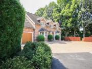 4 bedroom detached house for rent in Privet Mews,...
