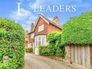4 Bedroom Detached House For Rent In Redhill