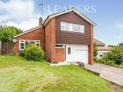 4 Bedroom Detached House For Rent In Reigate