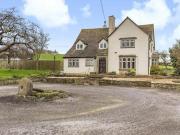 4 Bedroom Detached House For Rent In Stonehouse, Glos