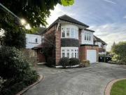 4 bedroom detached house for rent in The Green Southgate N14