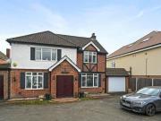 4 Bedroom Detached House For Rent In Uxbridge, Middlesex