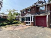 4 bedroom detached house for rent in Wheeleys Road,...