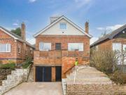 4 Bedroom Detached House For Rent In Woodthorpe, Nottingham