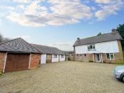 4 bedroom detached house for rent in Wye, Ashford, Kent,...