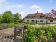 6 bedroom detached house for sale