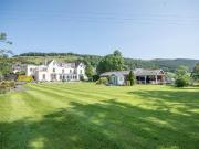 8 bedroom detached house for sale