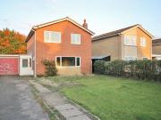 4 bedroom link detached house for sale