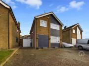 4 bedroom Detached House for sale, Grasscroft,...
