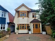 4 bedroom Detached House for sale, Haynes Road,...