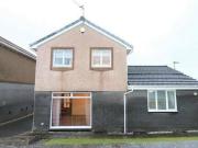 4 bedroom detached house for sale in 2 Erskine Way...