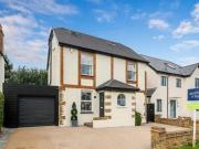 4 Bedroom Detached House For Sale In Abbots Langley,...