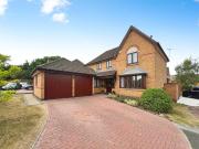 4 bedroom detached house for sale in Alice Gardens,...
