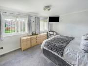 4 bedroom detached house for sale in Almondbury Close,...