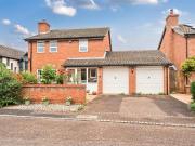 4 bedroom detached house for sale in Amberley Gardens,...