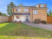 4 bedroom detached house for sale in Astwood Road,...