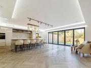 4 Bedroom Detached House For Sale In Barnet